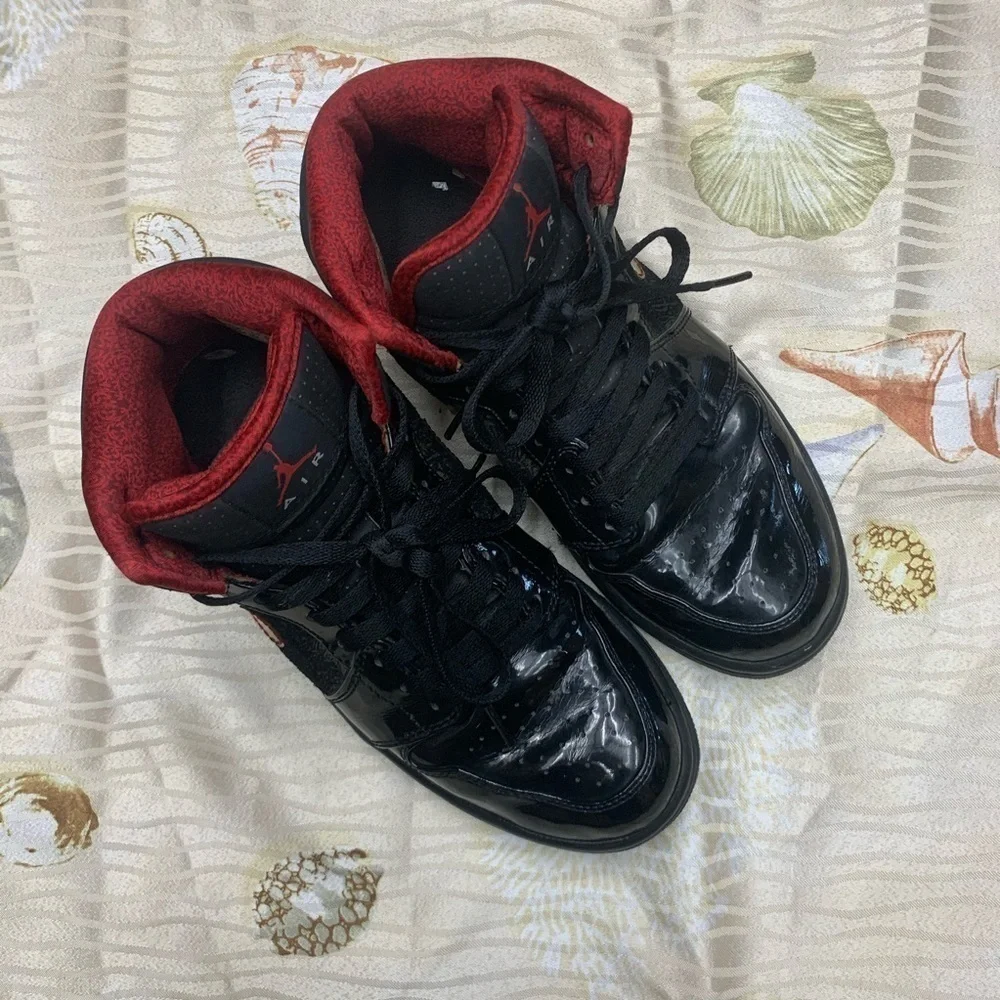Air Jordan 1 retro high‎ sneakers